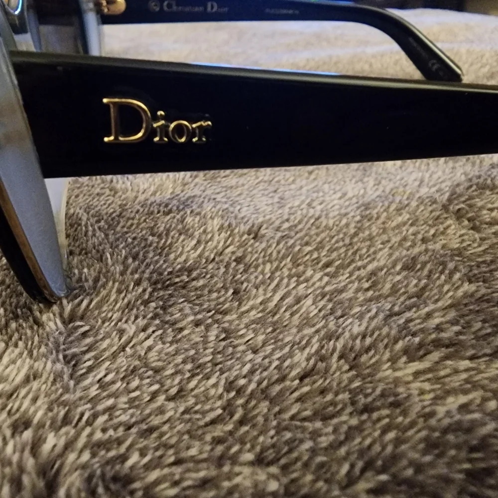 AUTHENTIC VINTAGE Dior Sunglasses - Picture 6 of 12